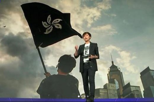 何韵诗传记，人际关系，女同性恋，更早的生活