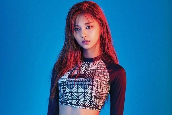 2020 Full update biography about Taiwan Singer Chou Tzu-yu. Let's talk about Tzuyu Net worth, Flag issue, Education & Apology 