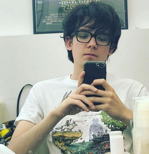 Net worth of Asa butterfield