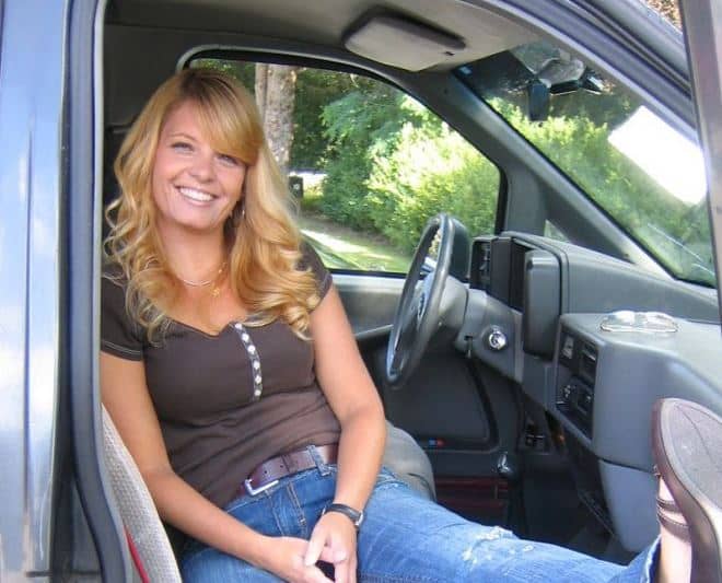Gianna Distenca inside her car