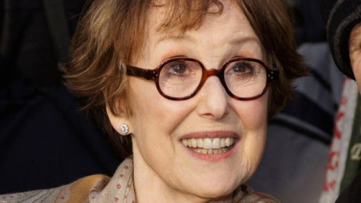 Una Studds net worth