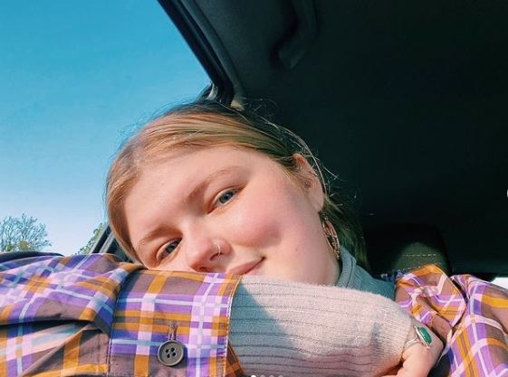 Molly McFadden net worth
