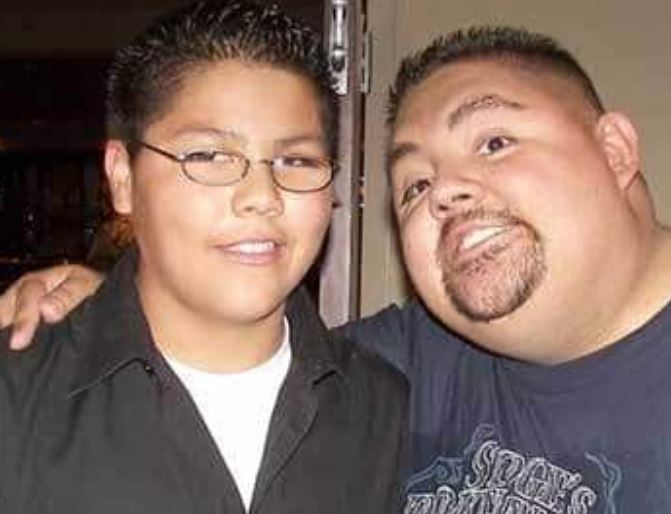Gabriel Iglesias Girlfriend And Son Pictures 2022