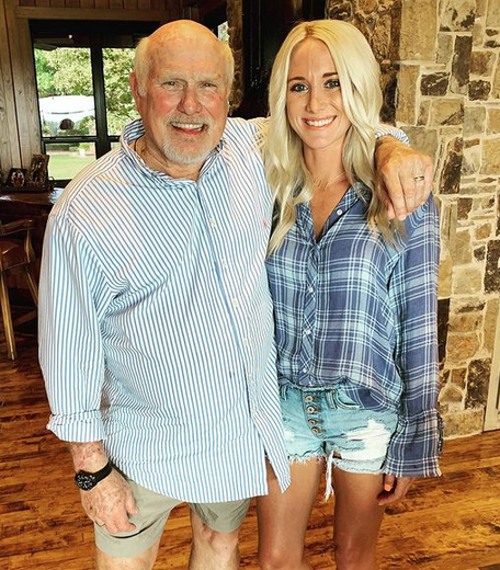 Erin Bradshaw parents
