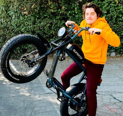 Crankgameplays net worth