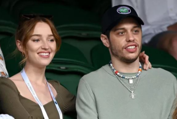 Phoebe Dynevor husband