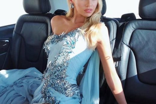 Stella Maxwell net worth