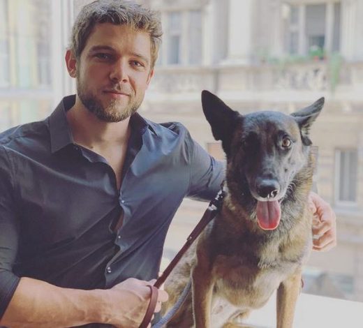 Max Thieriot