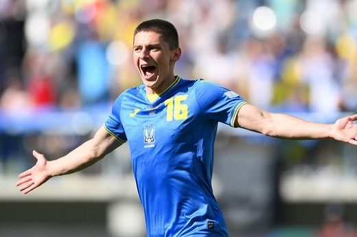 Vitally Mykolenko