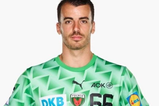 Miloš Vujović biography