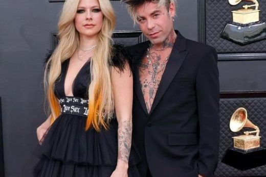 Avril Lavigne fiancé