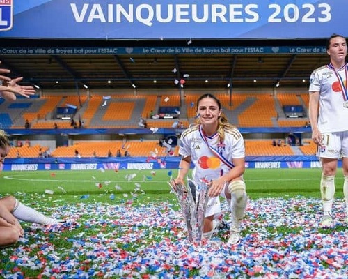 Van de Donk with her awards