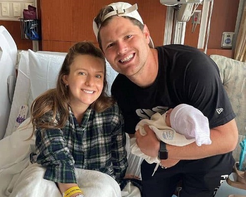 Martha Raddatz son Jake Genachowski with his wife and baby 