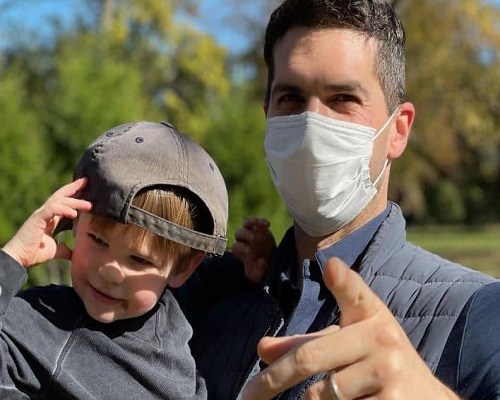 Sarah J Maas husband and her son