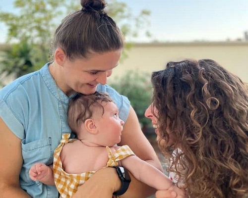 Agathe Sochat with her partner and daughter