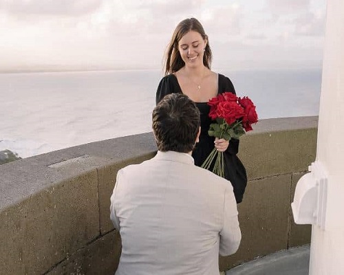Brittany partner was proposing her with a beautiful ring