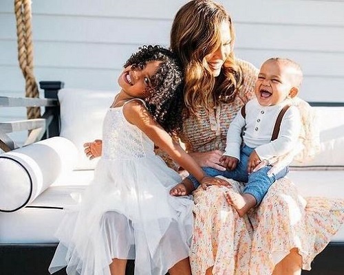 Lauren Holiday with her kids