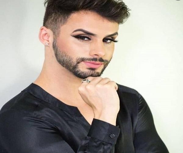 El modelo de 34 años Agustín Fernández