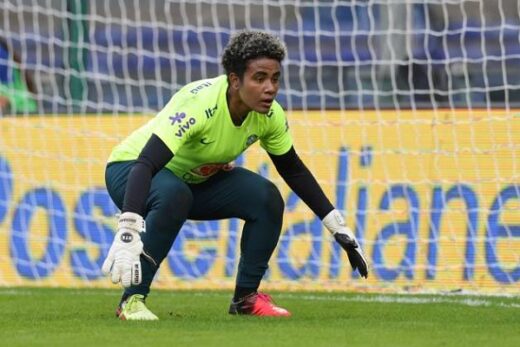 What Makes Luciana a Stellar Brazilian Football Goalkeeper? biography