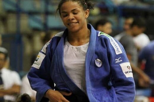 Dione Barbosa is a mixed martial arts hailing from Brazil