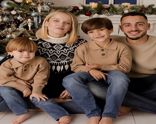 Joselu with his family